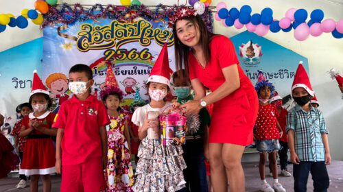 LINE_ALBUM_230101_108