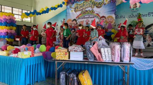 LINE_ALBUM_230101_219