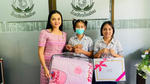 LINE_ALBUM_230101_309